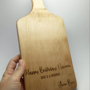 Personalised Wooden Beech Cutting Board with Handle – Baking