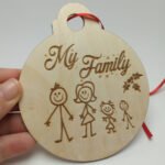 Christmas Bauble Engraving - 12x10cm - Family Cartoons