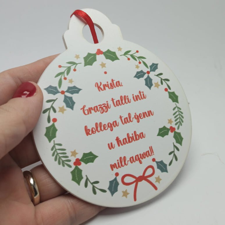 Christmas Bauble - Wreath Design - Image 2