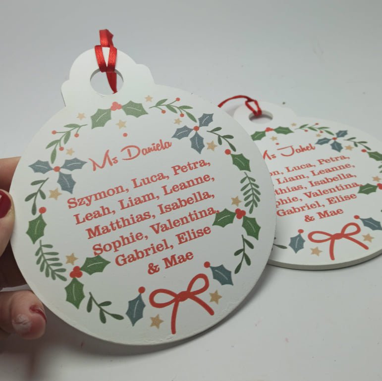 Christmas Bauble - Wreath Design - Image 3