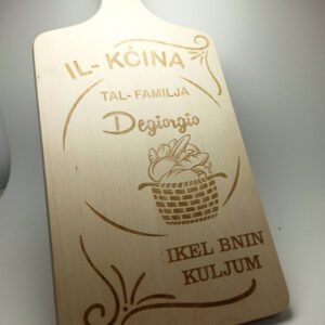 Wooden Beech Cutting Board with Handle - Il-Kcina tal-familja...