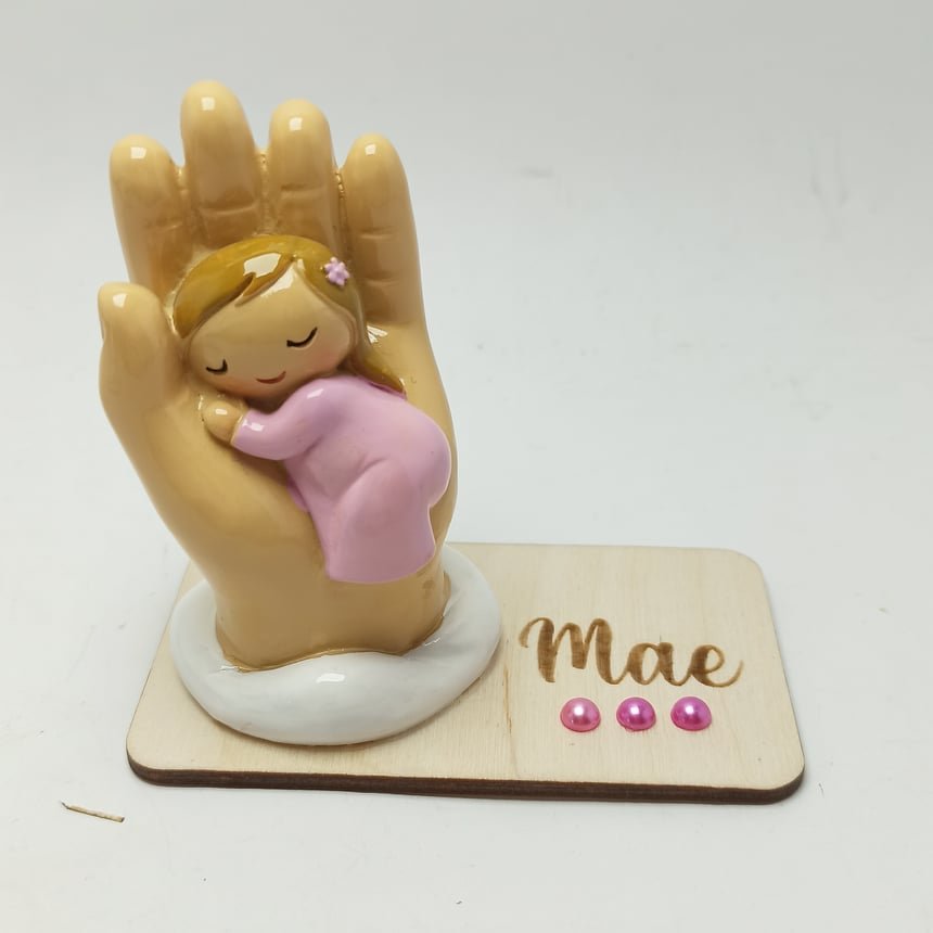 Guardian Angel with baby in hand (pink clothes) - Image 2