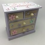 Light Purple Wooden Cabinet with 2 large and 2 small drawers - 17cm x 10cm x 15,8cm