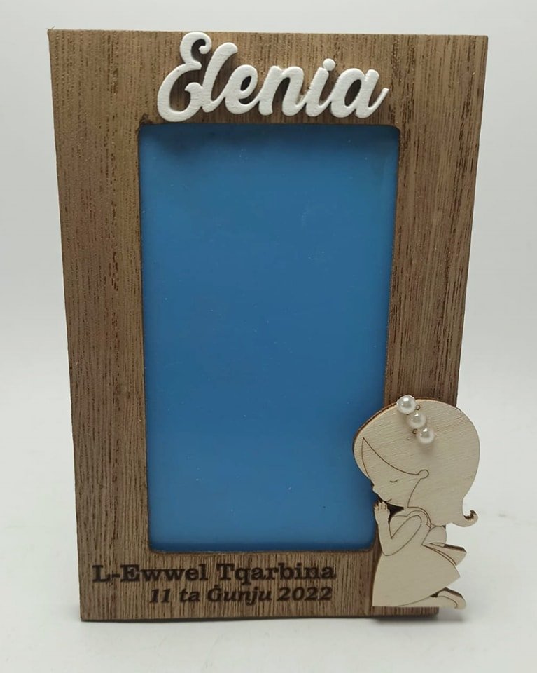 L-ewwel Tqarbina Wooden Frame Boy / Girl - Image 4