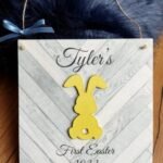 Easter Hanging with Coloured Bunny - 20x20x1cm