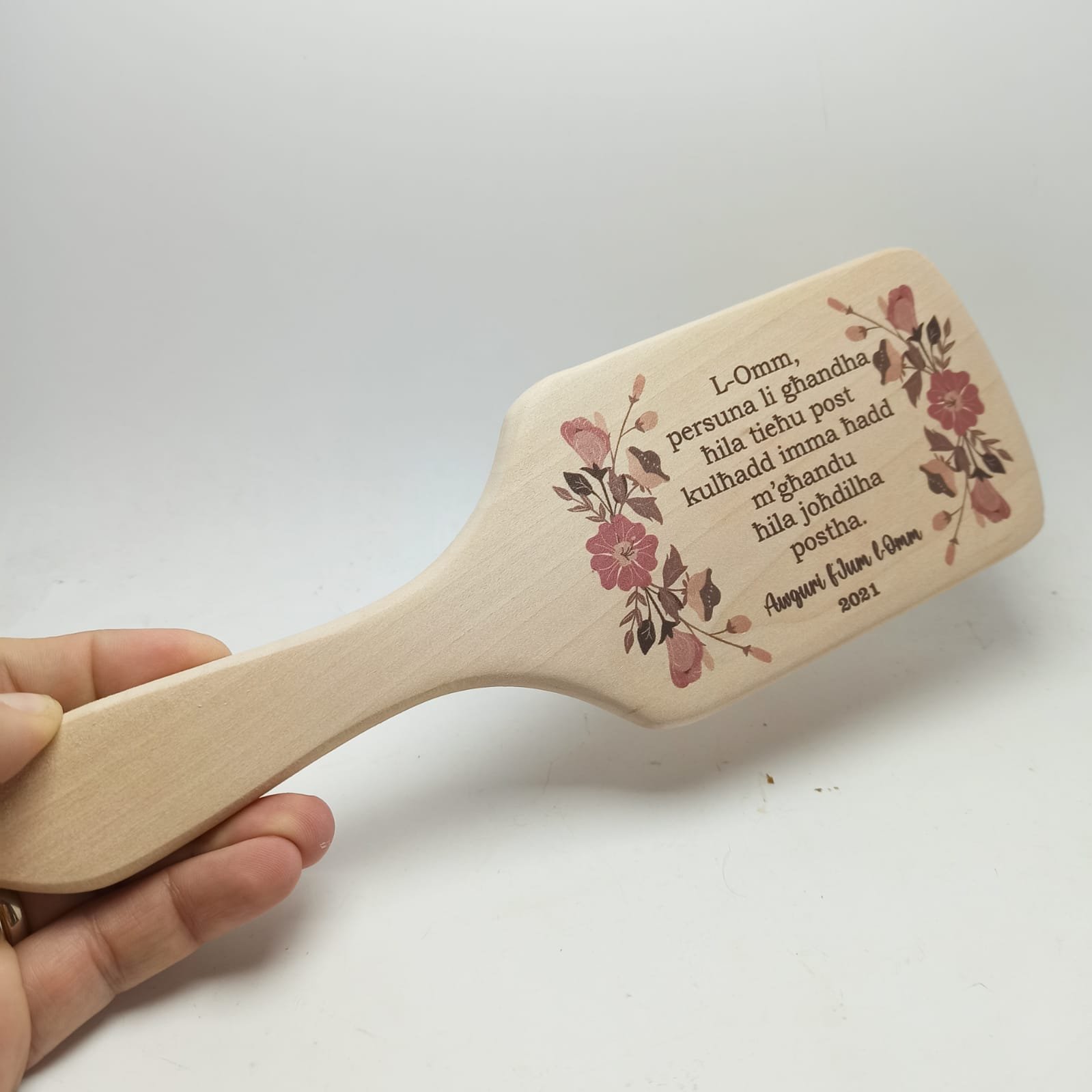 Printed Square Wooden Brush - 25x8.5cm - Image 3