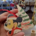 Christmas Tree Bauble - Minnie with Tree