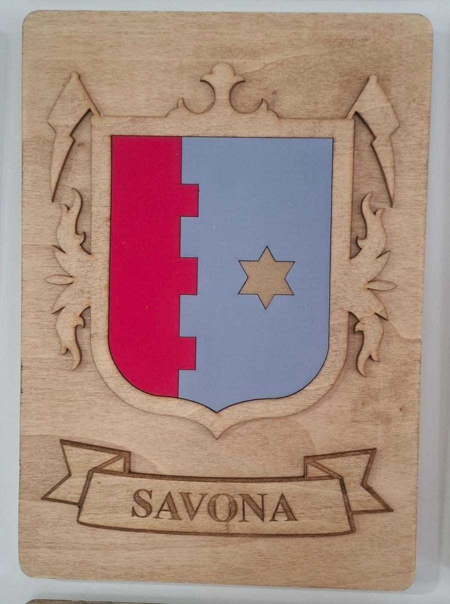 Savona Surname Family Crest