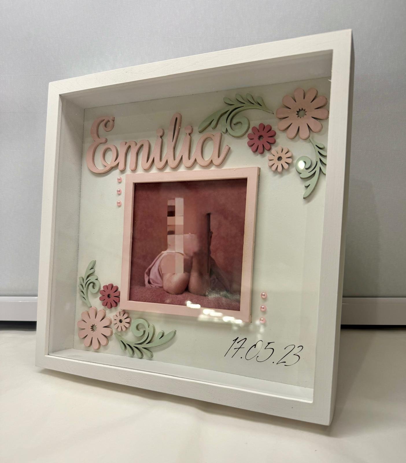 Wooden Frame with Glass - 25x25x4cm